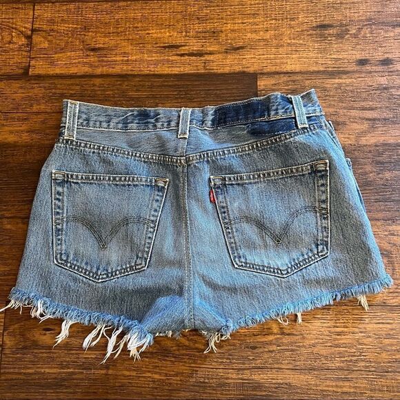 501 levis Button Fly Denim shorts Size 29 - Picture 3 of 10